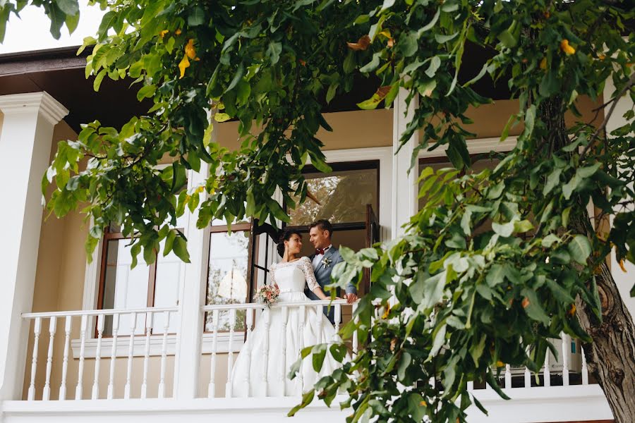 Wedding photographer Kirill Guzhvinskiy (lokiast). Photo of 6 July 2019