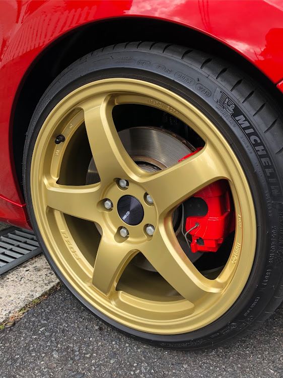 ルーテシアの久しぶりに自分で洗車・純水洗車・ビューティフルカーズに関するカスタム事例の投稿画像5枚目