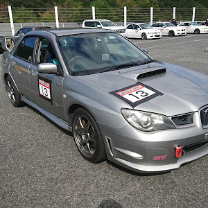 インプレッサ WRX STI GDB