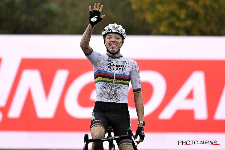 Wie anders? Fem Van Empel blijft de zeges opstapelen en wint nu ook de Koppenbergcross