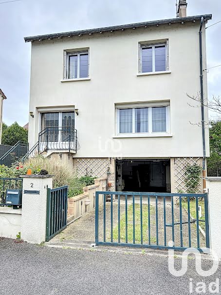 Vente maison 6 pièces 95 m² à Bourges (18000), 168 000 €