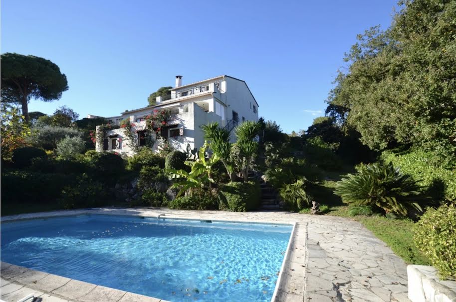 Vente villa 8 pièces 230 m² à Antibes (06600), 1 190 000 €