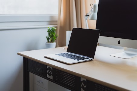 computer on a desk - sign of a profitable healthcare business