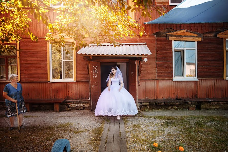 Wedding photographer Evgeniy Avdeenko (akvil69). Photo of 15 September 2016