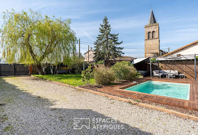 Maison avec piscine et terrasse 3