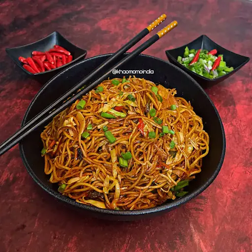 Vegetable Tangra Chow Mein