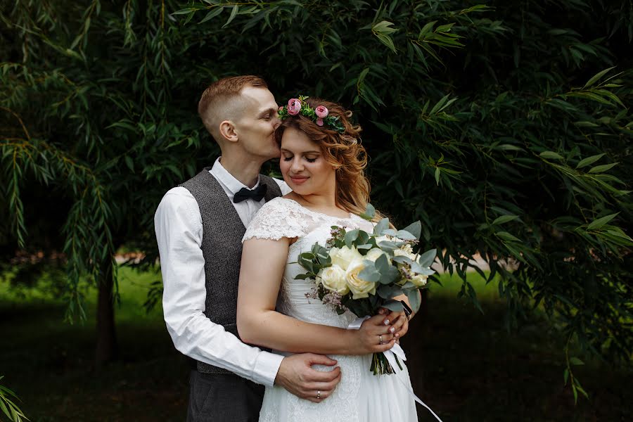 Fotógrafo de casamento Yuriy Misievich (misiyevich). Foto de 29 de setembro 2019