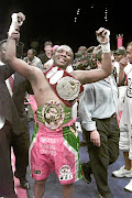 WBO and WBA lightweight champion  Dingaan Thobela supports Nigel Benn's decision to fight.   