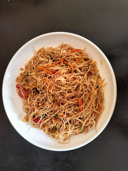 Veg Chow Chow (Thin Noodles) [Serves 1-2]