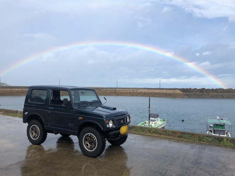 ジムニーのjimny・JA12W・rainbow・通勤途中に関するカスタム事例の投稿画像1枚目