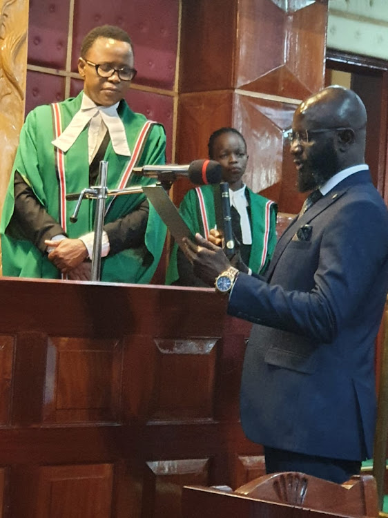 MP Samuel Atandi takes oath office as MP.