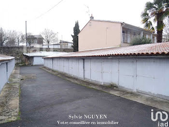 parking à Angouleme (16)