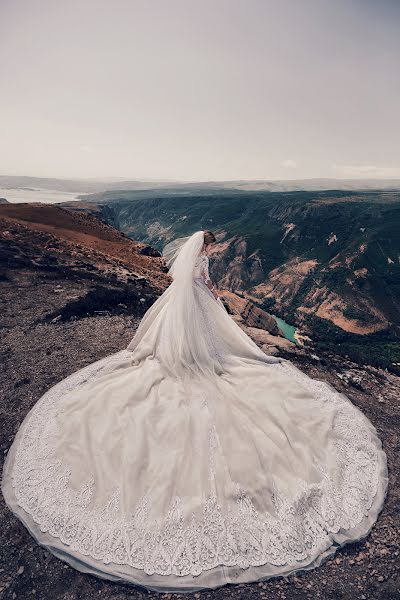 Wedding photographer Aysha Bazhaeva (bajaeva). Photo of 18 September 2017