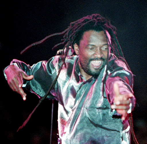 Lucky Dube was killed in a botched carjacking in Johannesburg on October 2007. The murder was carried out by two or three youths who apparently gave no warning or demands. Dube tried to drive away, but lost control of his car and crashed into a tree.