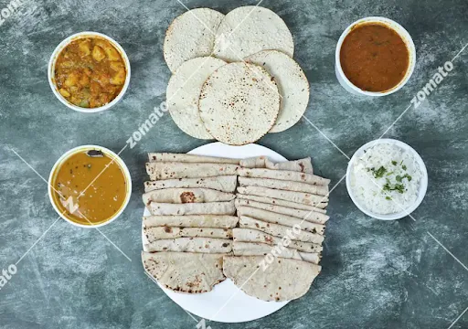 Gujarati Family Meal