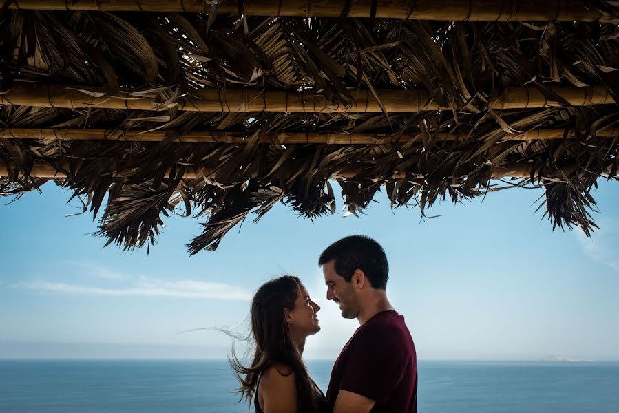 Fotógrafo de casamento Lucia And Fer (luciaizquierdo). Foto de 30 de março 2017