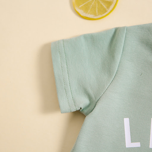 Title 39, Letter Print Short-sleeve Top and Solid Color S...