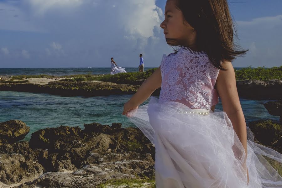 Svatební fotograf Fernando Medellin (weddingmerida). Fotografie z 14.září 2018