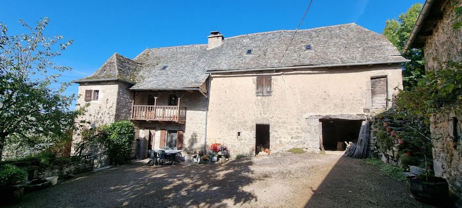 Vente viager 5 pièces 400 m² à Golinhac (12140), 85 500 €