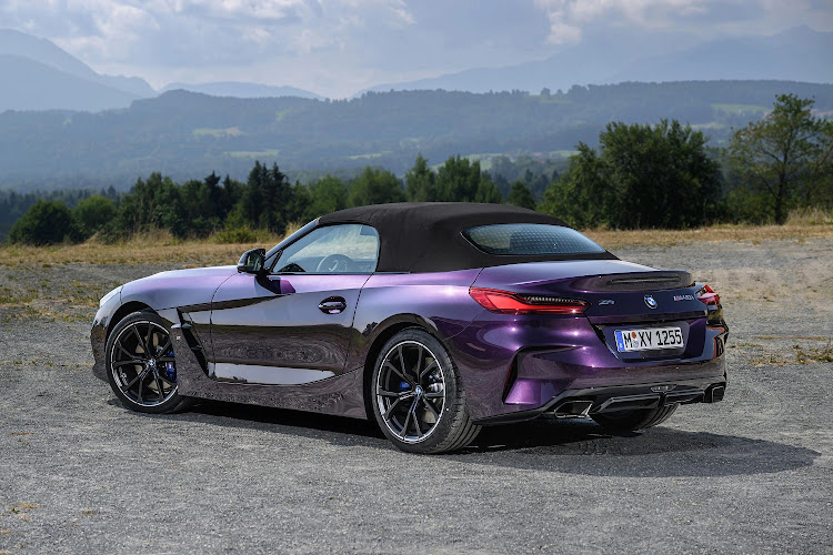 Thundernight metallic is one of the coolest paints from BMW and now available on the Z4.