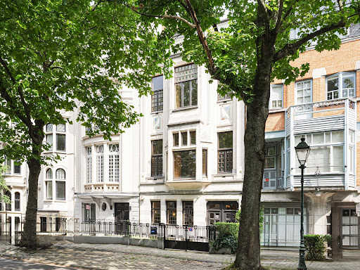 Maison avec jardin et terrasse 1