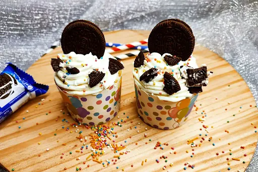 Oreo Cupcake [2 Pieces]