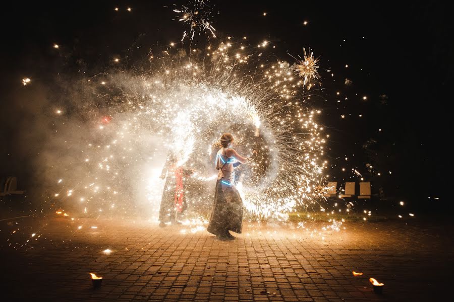 Huwelijksfotograaf Elena Chukhil (alexxphoto). Foto van 6 maart 2017