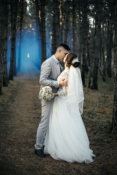 Fotógrafo de casamento Olga Popova (popovaolga). Foto de 13 de fevereiro 2019