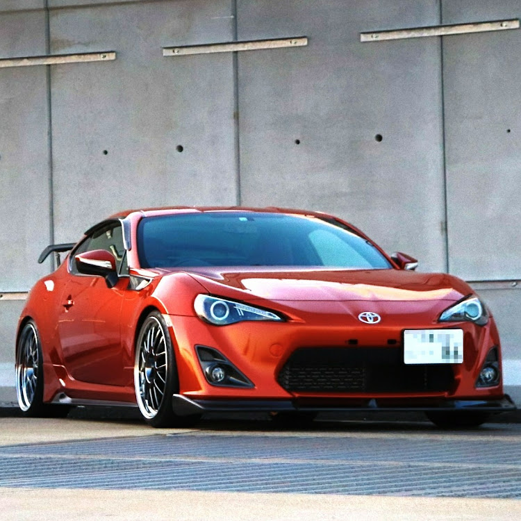 86のZN6・86BRZ・86GT前期・6日MTに関するカスタム事例の投稿画像1枚目