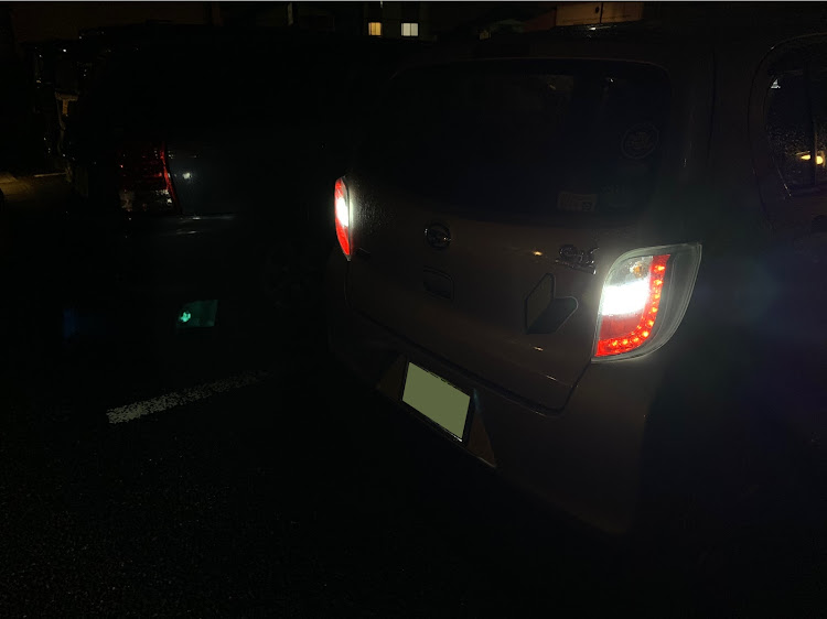 ミライースのミライース・バックランプ交換・バックランプLED化・バックランプLEDに関するカスタム事例の投稿画像2枚目