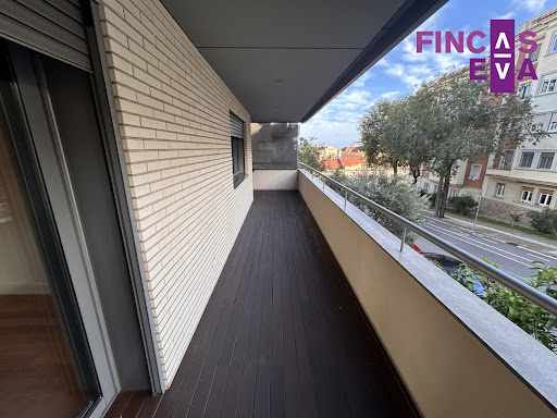 Appartement avec terrasse et piscine 3