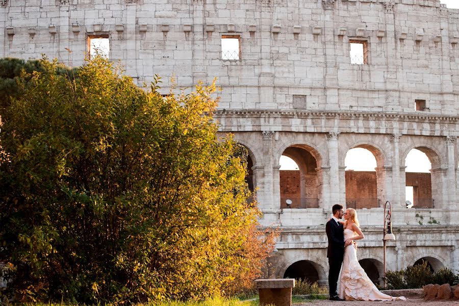 Fotografo di matrimoni Valeria Santoni (valeriasantoni). Foto del 26 giugno 2022