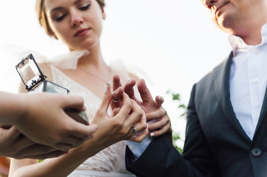 Wedding photographer Aleksandr Ponomarev (kosolapy). Photo of 5 February 2023