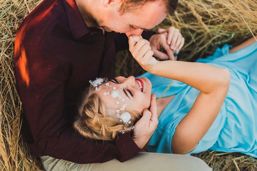 Fotógrafo de casamento Marina Vladimirska (marinasirosh). Foto de 31 de julho 2017