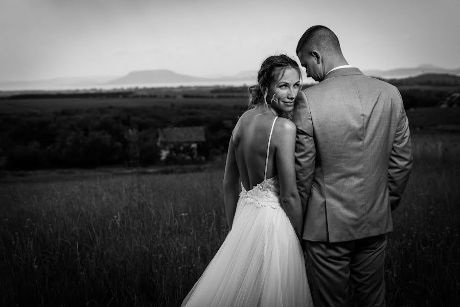 婚礼摄影师Attila Tóth（dreamlandphoto）。2022 11月11日的照片