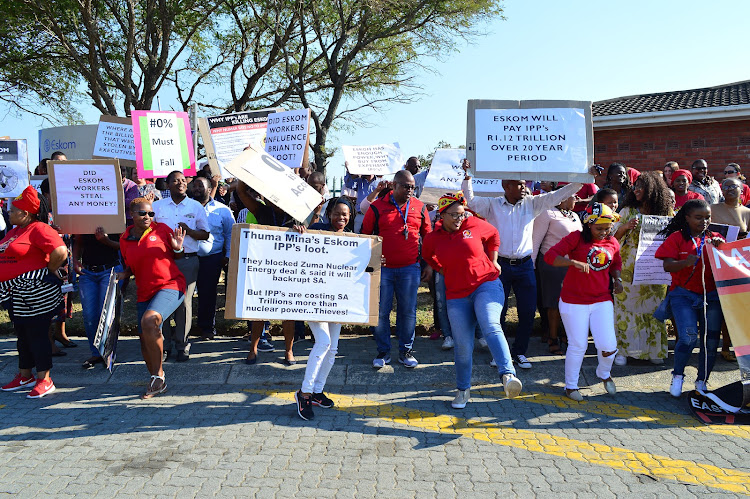 Eskom employees protesting over wage demands at the Eskom Sunilaws offices in Beacon Bay.