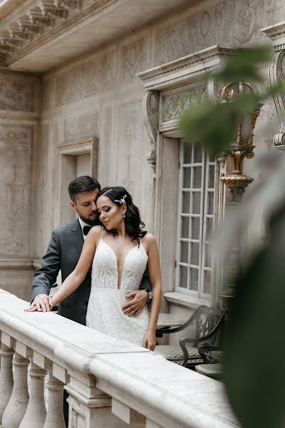 Fotógrafo de casamento Tati Kholda (xolda). Foto de 13 de maio 2022