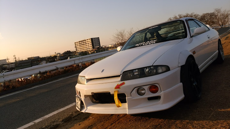 スカイラインのECR33・スカイライン・RB25DET・ドリフト・ドリ車に関するカスタム事例の投稿画像1枚目