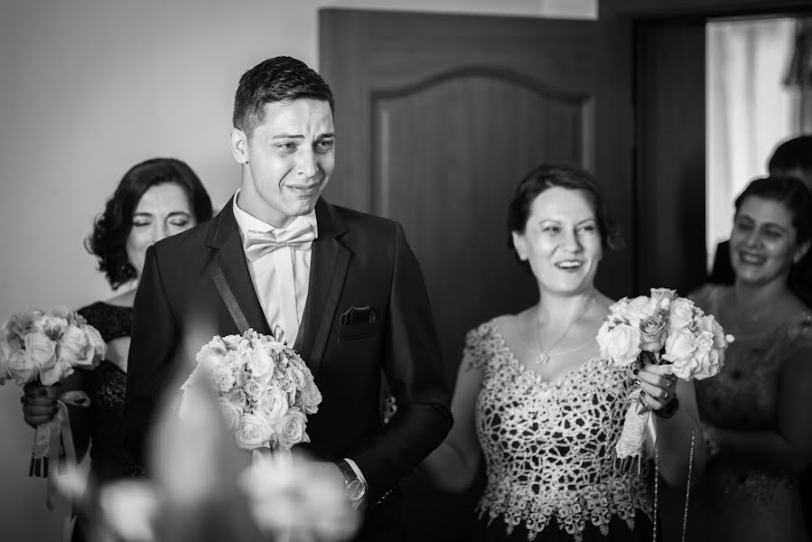 Wedding photographer Ovidiu Marian (ovidiumarian). Photo of 27 June 2017