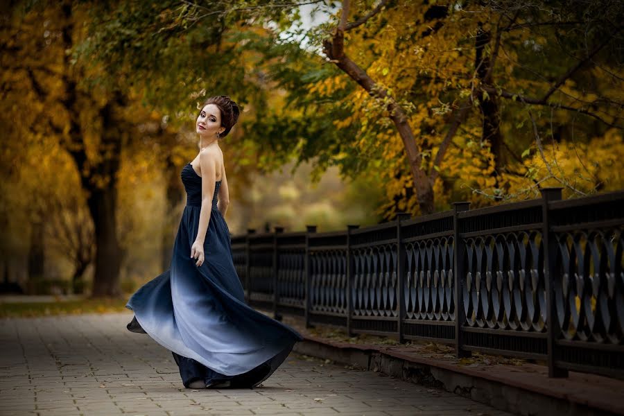 Wedding photographer Olya Shlemenkova (missolka). Photo of 2 November 2015