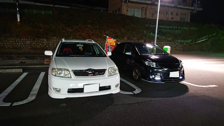 カローラフィールダーの限定解除中型・フィールダーの法則・キリ番ゲット・ヴィッツRS"G's"・いつものコンビニに関するカスタム事例の投稿画像4枚目