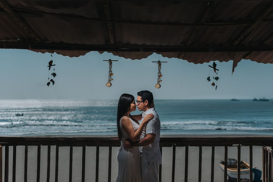 Fotógrafo de casamento Jonatthan Thauma (thaumastudio). Foto de 21 de fevereiro 2023