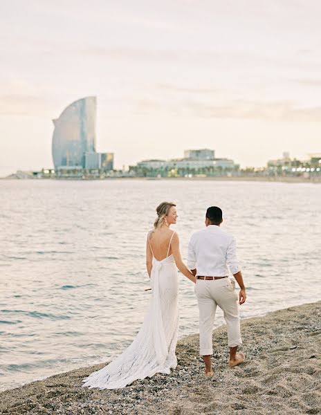 Fotógrafo de bodas Olya Kobruseva (leeloothefirst). Foto del 17 de noviembre 2021