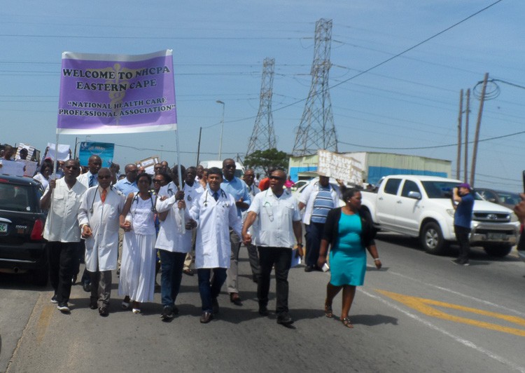 Doctors protested in Port Elizabeth today about lack of police action after a spike of armed robberies at surgeries.