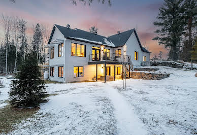 House with garden and terrace 12