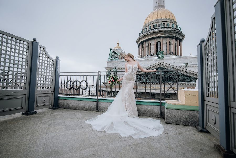 Svadobný fotograf Valeriya Yarchuk (valeriyarsmile). Fotografia publikovaná 8. apríla 2018