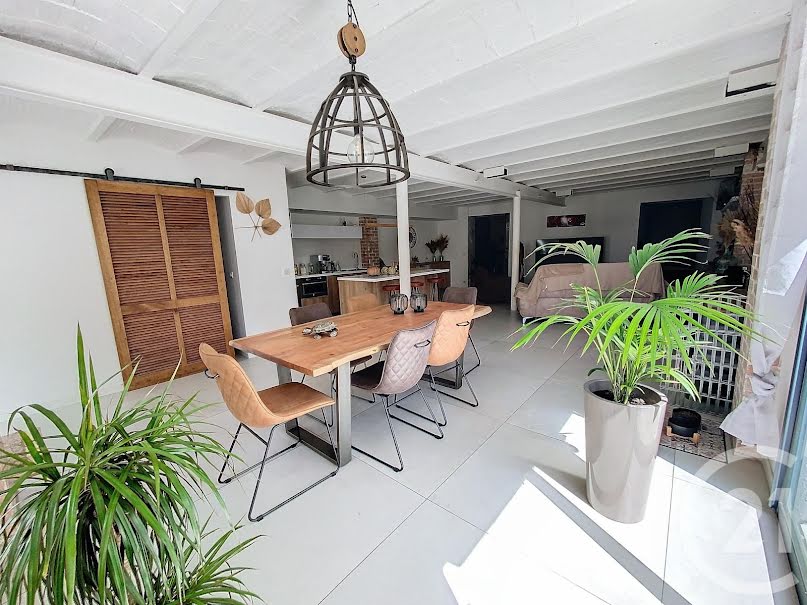 Vente loft 4 pièces 117.54 m² à Marseille 13ème (13013), 349 000 €