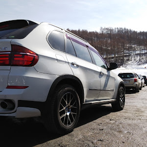 X5 E70