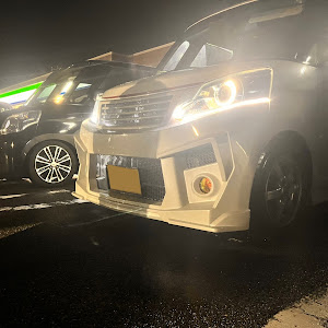 スペーシアカスタム MK32S