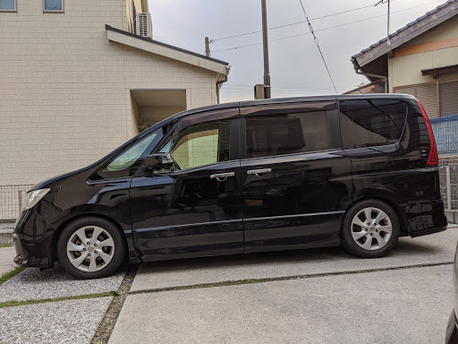 セレナ C26の秋の気配 セレナc26 ファミリーカー 車高調 テイン車高調に関するカスタム メンテナンスの投稿画像 車のカスタム情報はcartune